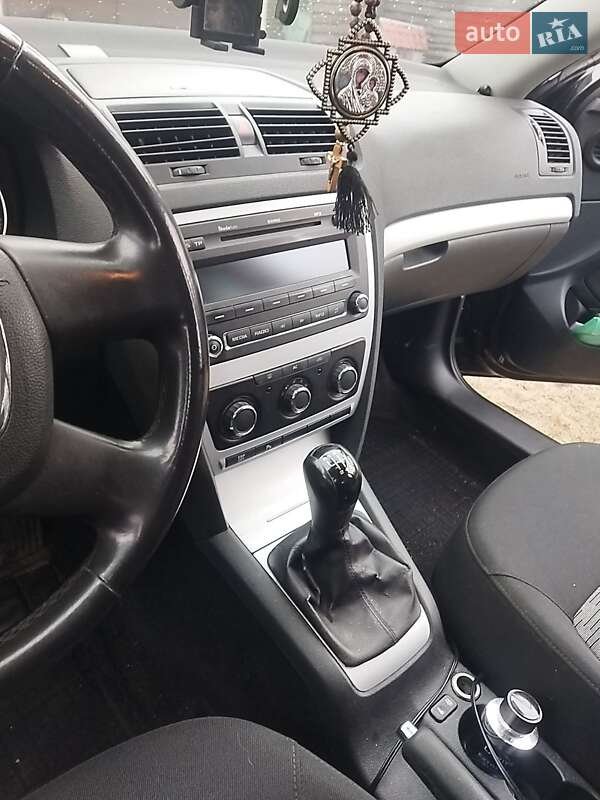 Универсал Skoda Octavia 2009 в Катюжанке