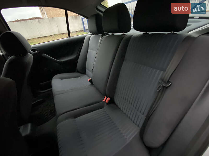 Лифтбек Skoda Octavia 2006 в Киеве фото 27 Лифтбек Skoda Octavia 2006 в Киеве