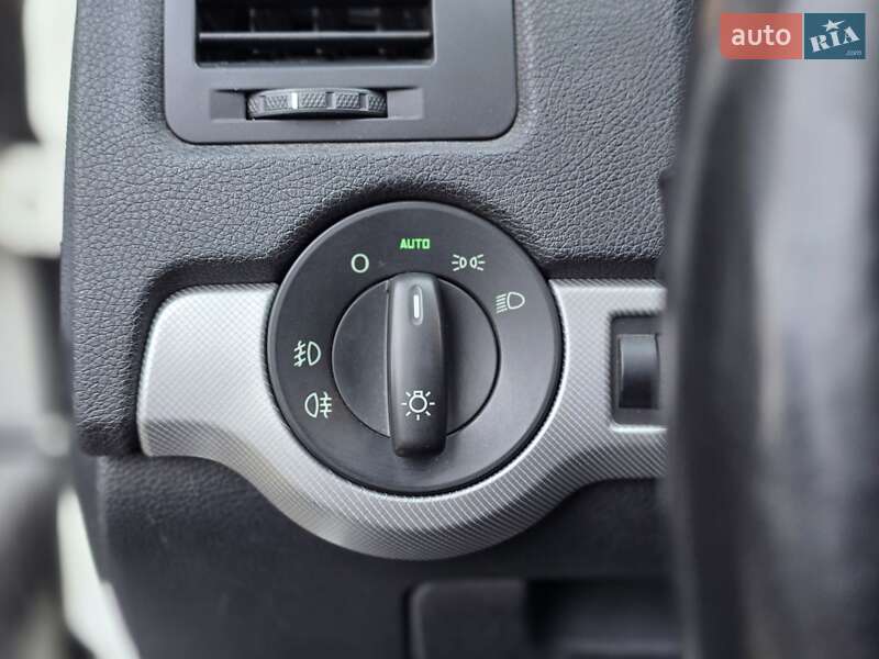 Универсал Skoda Octavia 2008 в Ужгороде