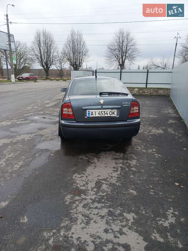 Лифтбек Skoda Octavia 2004 в Богуславе фото 4 Лифтбек Skoda Octavia 2004 в Богуславе
