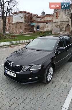 Універсал Skoda Octavia 2018 в Бережанах