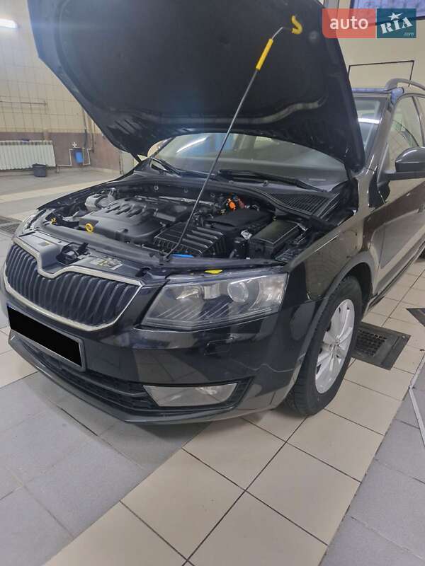 Универсал Skoda Octavia 2014 в Кропивницком