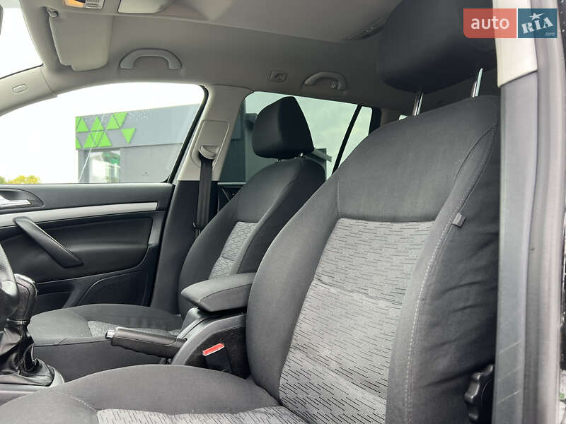 Универсал Skoda Octavia 2013 в Луцке фото 43 Универсал Skoda Octavia 2013 в Луцке
