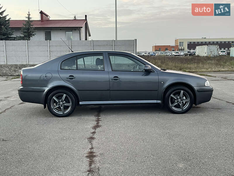 Ліфтбек Skoda Octavia 2010 в Вінниці