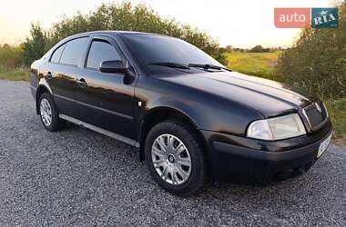 Ліфтбек Skoda Octavia 2005 в Баранівці