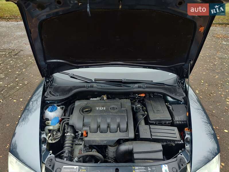 Універсал Skoda Octavia 2008 в Житомирі