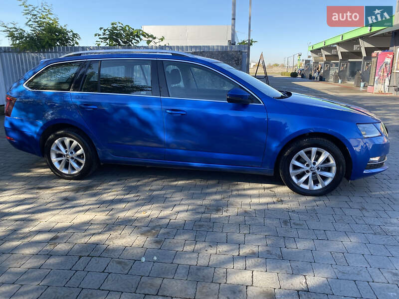 Универсал Skoda Octavia 2017 в Мукачево
