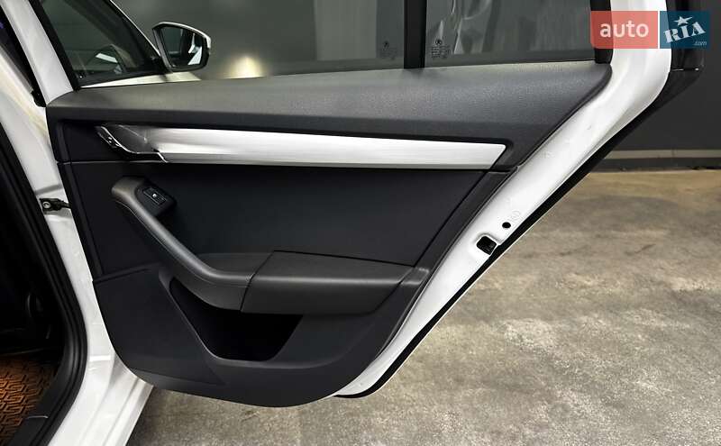 Универсал Skoda Octavia 2019 в Киеве