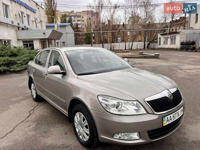 Лифтбек Skoda Octavia 2010 в Киеве фото 11 Лифтбек Skoda Octavia 2010 в Киеве