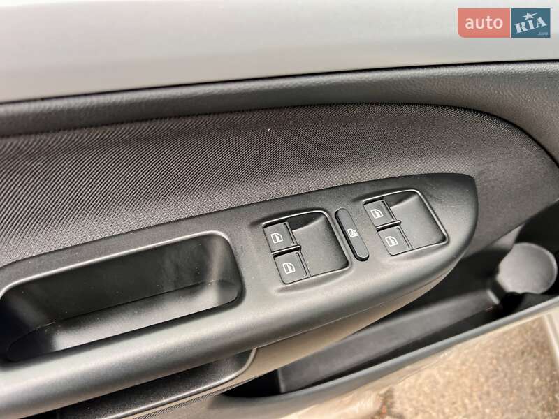 Лифтбек Skoda Octavia 2010 в Киеве фото 36 Лифтбек Skoda Octavia 2010 в Киеве