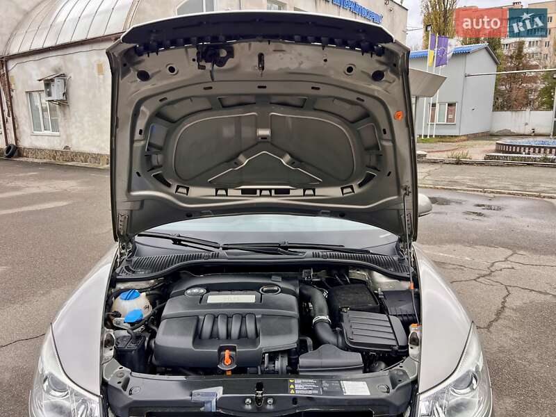 Лифтбек Skoda Octavia 2010 в Киеве фото 54 Лифтбек Skoda Octavia 2010 в Киеве