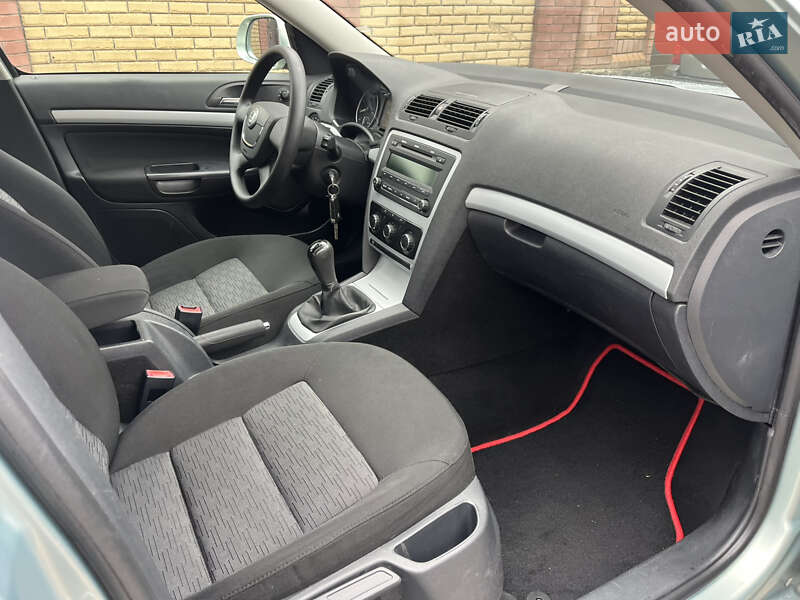 Лифтбек Skoda Octavia 2009 в Ахтырке фото 63 Лифтбек Skoda Octavia 2009 в Ахтырке