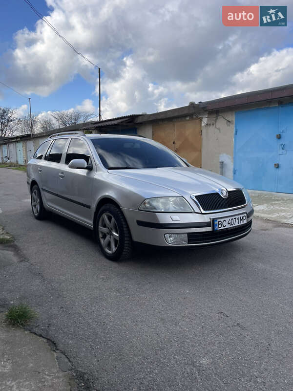 Универсал Skoda Octavia 2006 в Одессе