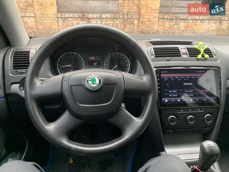 Лифтбек Skoda Octavia 2011 в Киеве фото 8 Лифтбек Skoda Octavia 2011 в Киеве