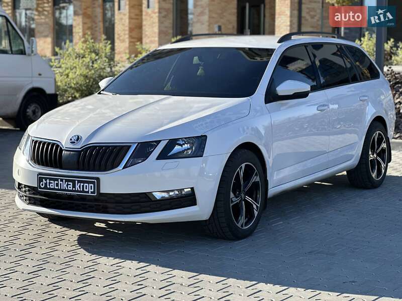 Універсал Skoda Octavia 2017 в Кропивницькому