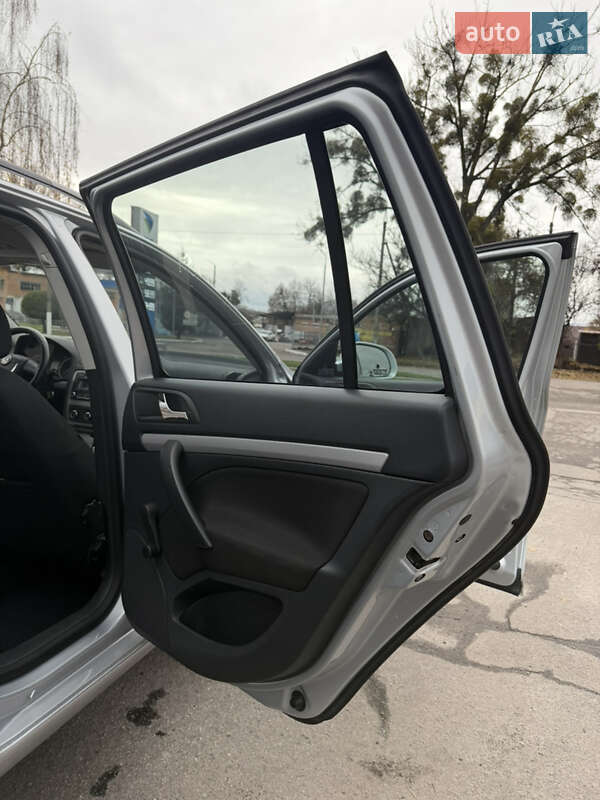 Универсал Skoda Octavia 2013 в Лубнах