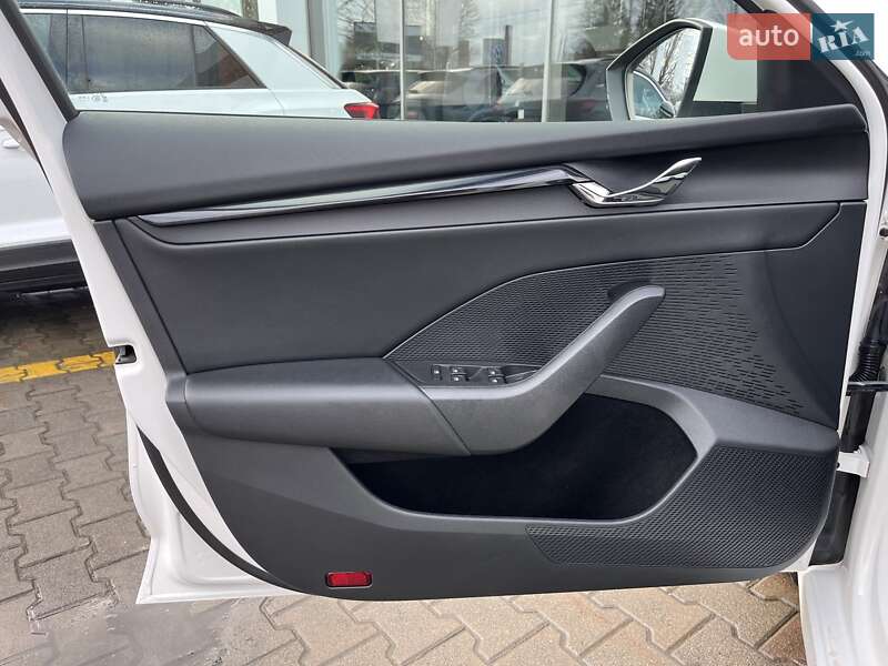 Лифтбек Skoda Octavia 2021 в Житомире