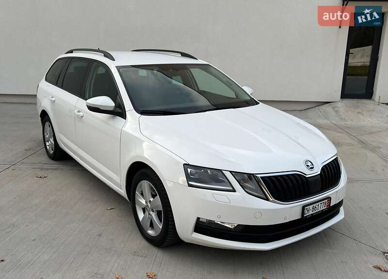 Универсал Skoda Octavia 2020 в Киеве фото 10 Универсал Skoda Octavia 2020 в Киеве