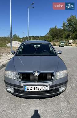 Универсал Skoda Octavia 2008 в Новояворовске