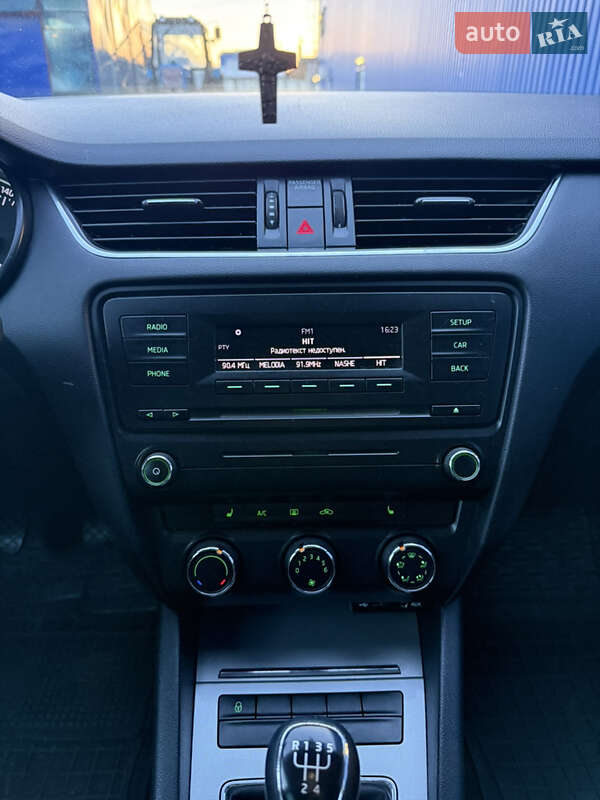 Универсал Skoda Octavia 2013 в Львове