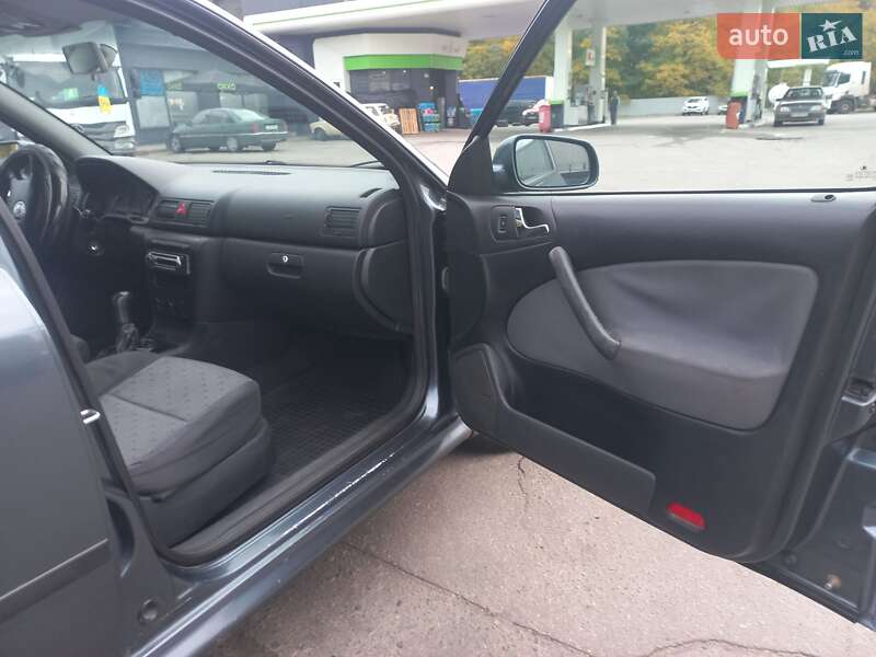 Лифтбек Skoda Octavia 2005 в Сумах