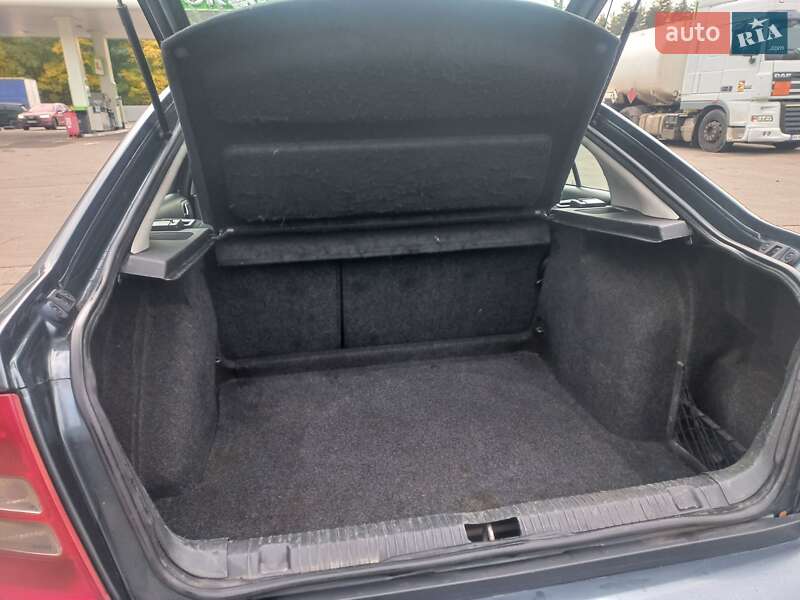 Лифтбек Skoda Octavia 2005 в Сумах