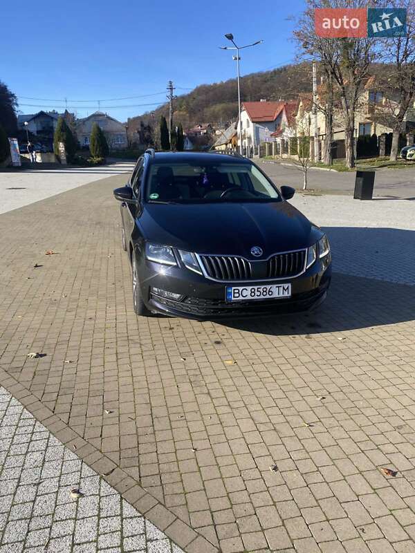 Универсал Skoda Octavia 2019 в Львове