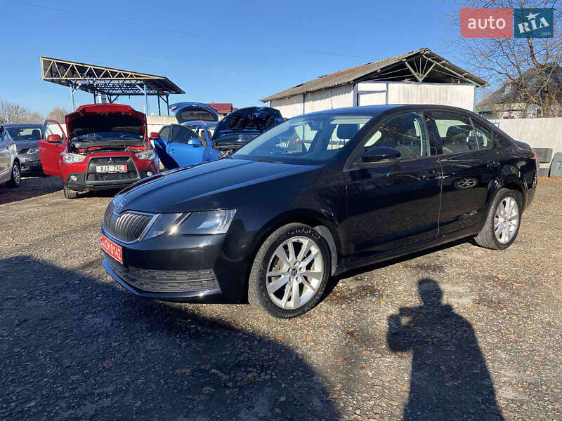 Ліфтбек Skoda Octavia 2018 в Калуші