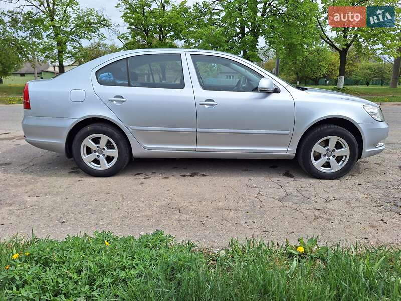 Лифтбек Skoda Octavia 2011 в Харькове