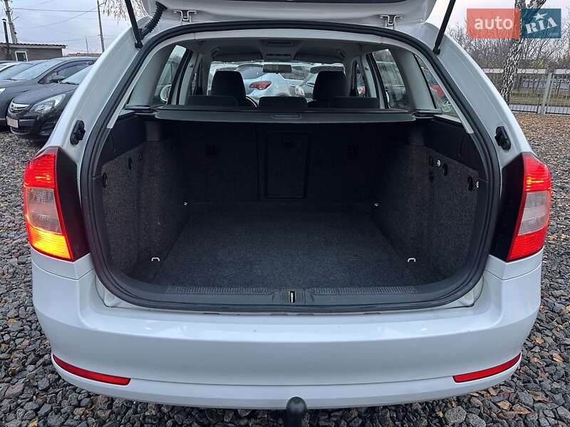 Универсал Skoda Octavia 2011 в Смеле фото 15 Универсал Skoda Octavia 2011 в Смеле