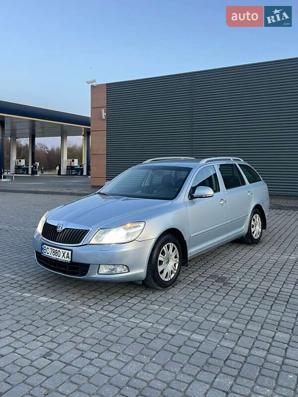 Универсал Skoda Octavia 2010 в Львове