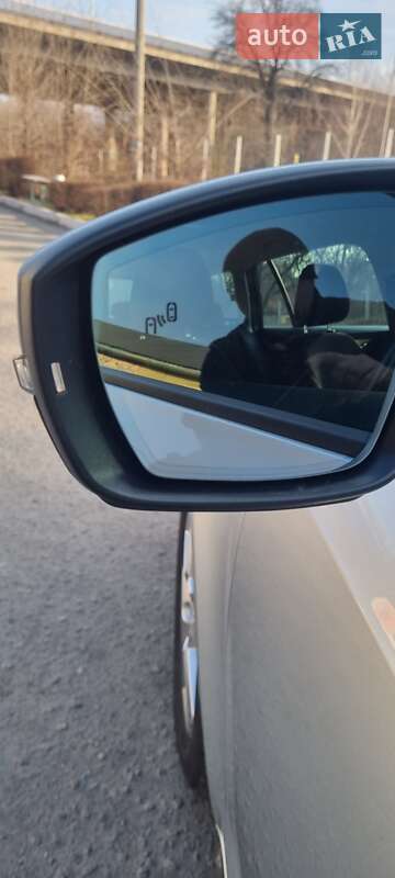 Универсал Skoda Octavia 2019 в Киеве фото 12 Универсал Skoda Octavia 2019 в Киеве