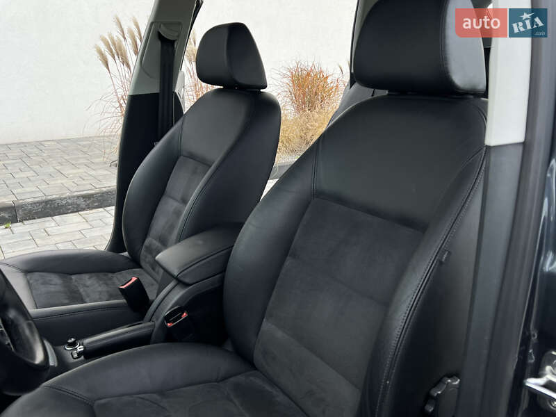 Универсал Skoda Octavia 2011 в Луцке фото 63 Универсал Skoda Octavia 2011 в Луцке