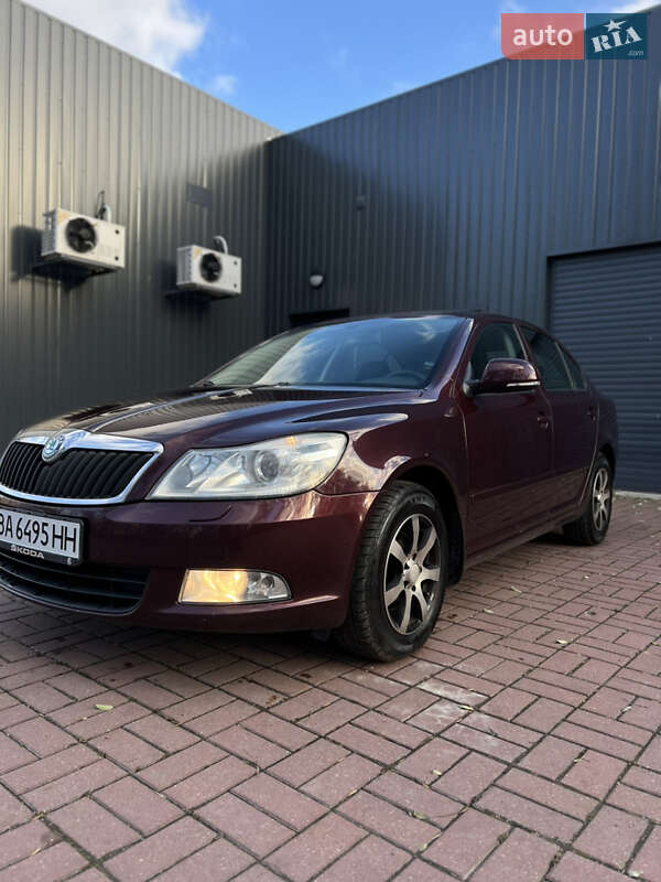Лифтбек Skoda Octavia 2011 в Знаменке