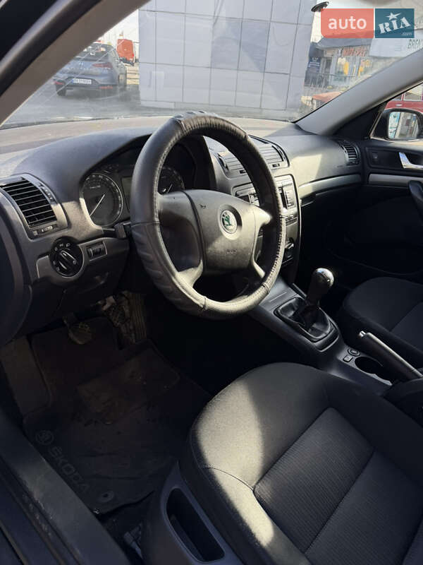 Лифтбек Skoda Octavia 2008 в Киеве фото 16 Лифтбек Skoda Octavia 2008 в Киеве