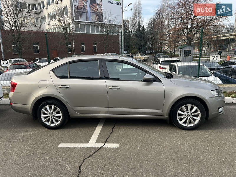 Ліфтбек Skoda Octavia 2016 в Києві фото 7 Ліфтбек Skoda Octavia 2016 в Києві