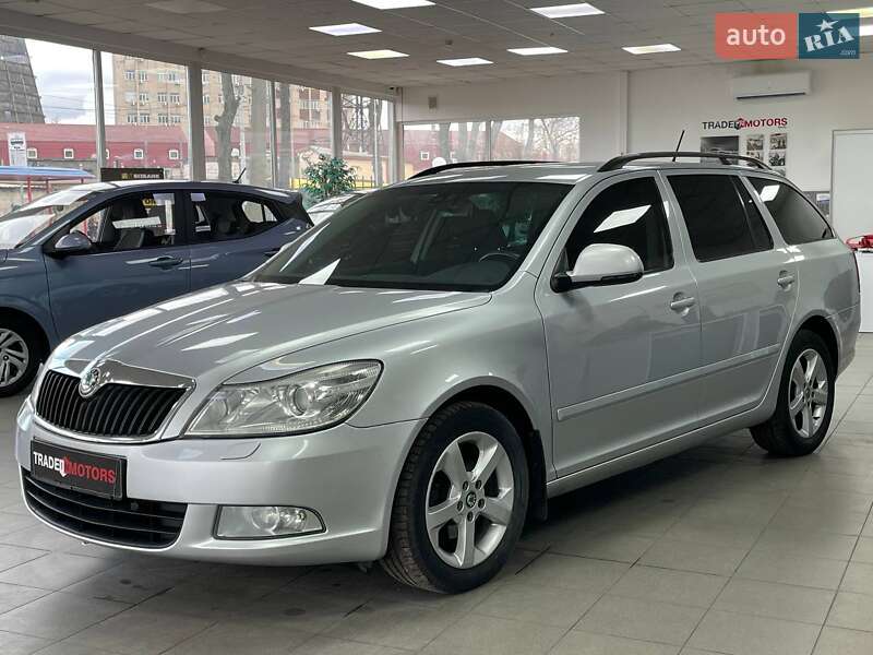 Универсал Skoda Octavia 2011 в Киеве фото 6 Универсал Skoda Octavia 2011 в Киеве
