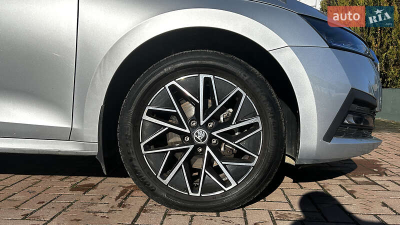 Ліфтбек Skoda Octavia 2020 в Чернівцях