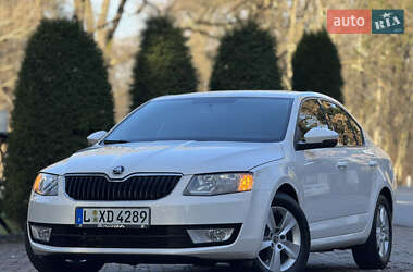 Ліфтбек Skoda Octavia 2016 в Дрогобичі
