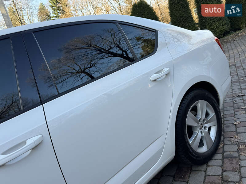 Ліфтбек Skoda Octavia 2016 в Дрогобичі