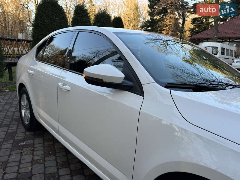 Ліфтбек Skoda Octavia 2016 в Дрогобичі