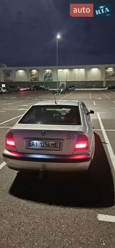 Лифтбек Skoda Octavia 1999 в Киеве