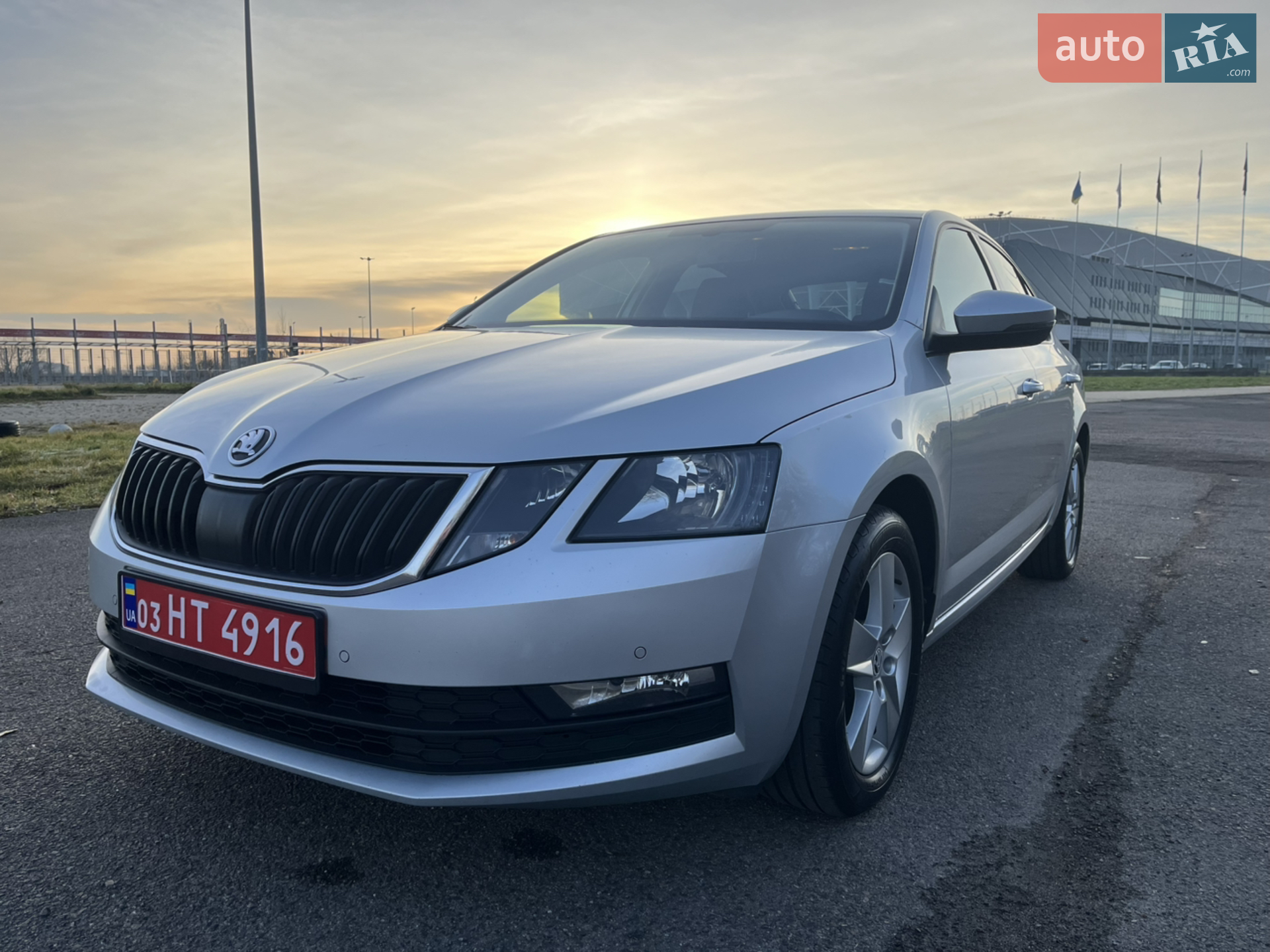 2017 Skoda Octavia - фото 1
