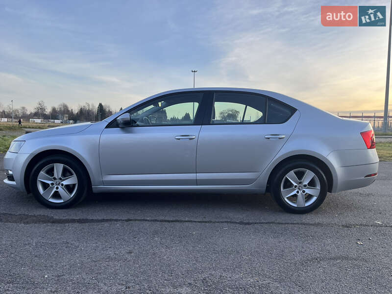 Лифтбек Skoda Octavia 2017 в Львове фото 3 Лифтбек Skoda Octavia 2017 в Львове