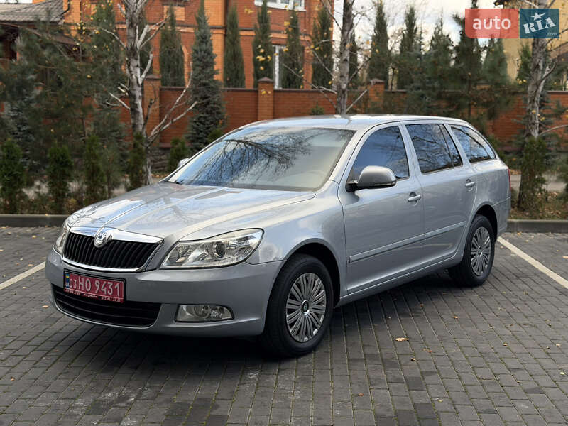 Универсал Skoda Octavia 2010 в Полтаве фото Универсал Skoda Octavia 2010 в Полтаве