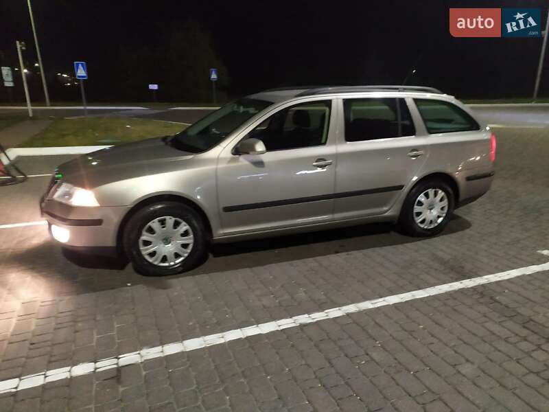Универсал Skoda Octavia 2008 в Житомире