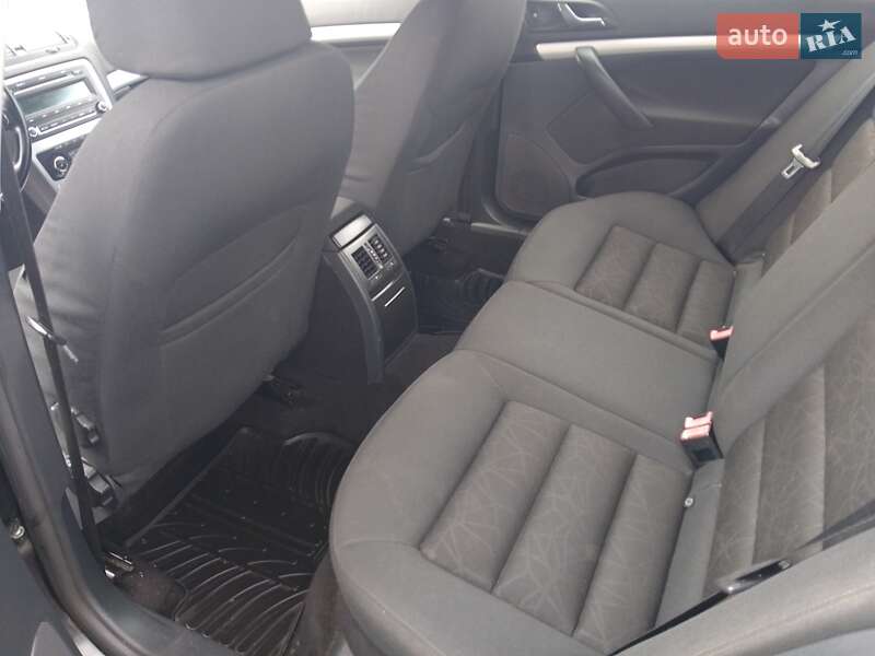 Лифтбек Skoda Octavia 2011 в Ровно фото 22 Лифтбек Skoda Octavia 2011 в Ровно
