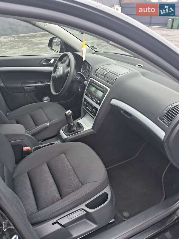 Универсал Skoda Octavia 2011 в Ровно фото 11 Универсал Skoda Octavia 2011 в Ровно