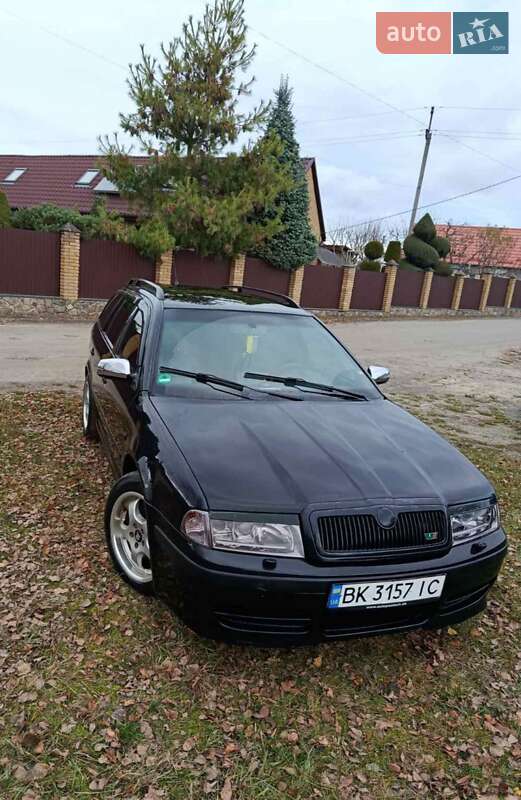 Универсал Skoda Octavia 2002 в Сарнах