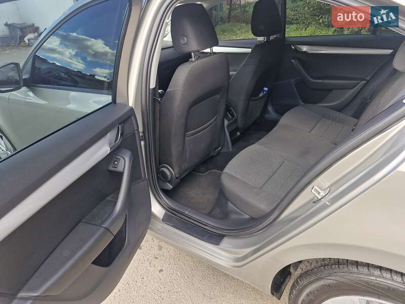 Лифтбек Skoda Octavia 2014 в Львове фото 6 Лифтбек Skoda Octavia 2014 в Львове